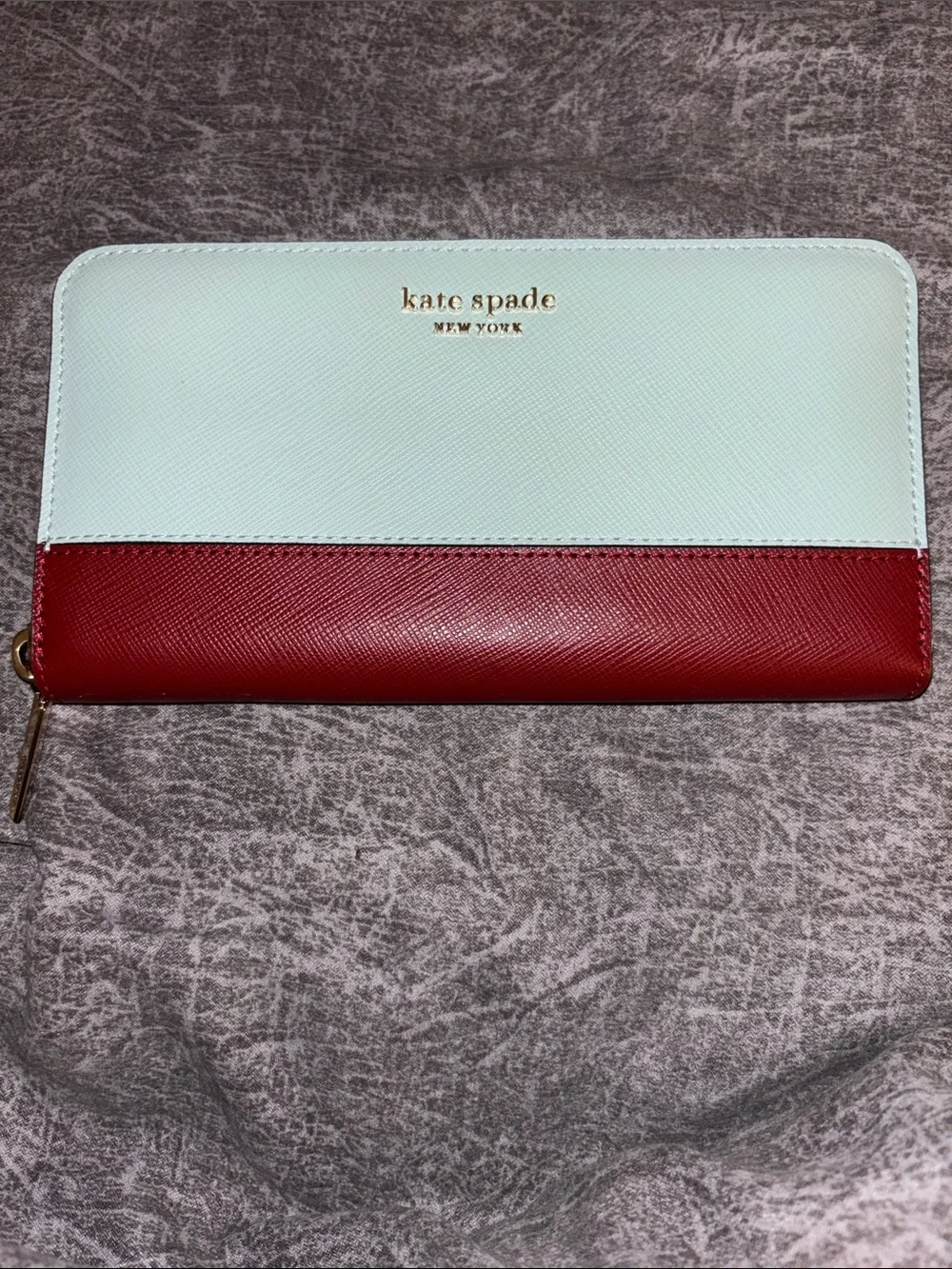 kate spade Two-Tone Zip Wallet in Mint and Red